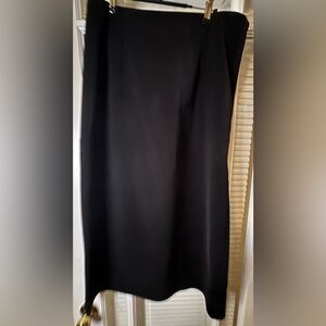 Briggs New York Classic Black Pencil Skirt-Size 16